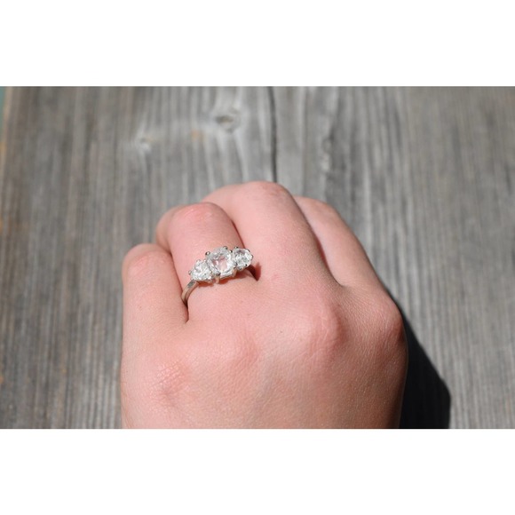 Engagement rings, raw diamond ring, raw stone ring, alternative engageme… - Picture 6 of 6